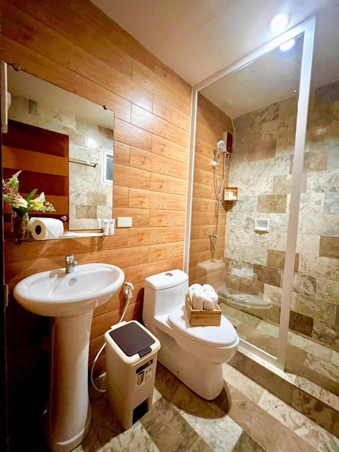 Elliannah Pines Hotel Baguio City Buitenkant foto