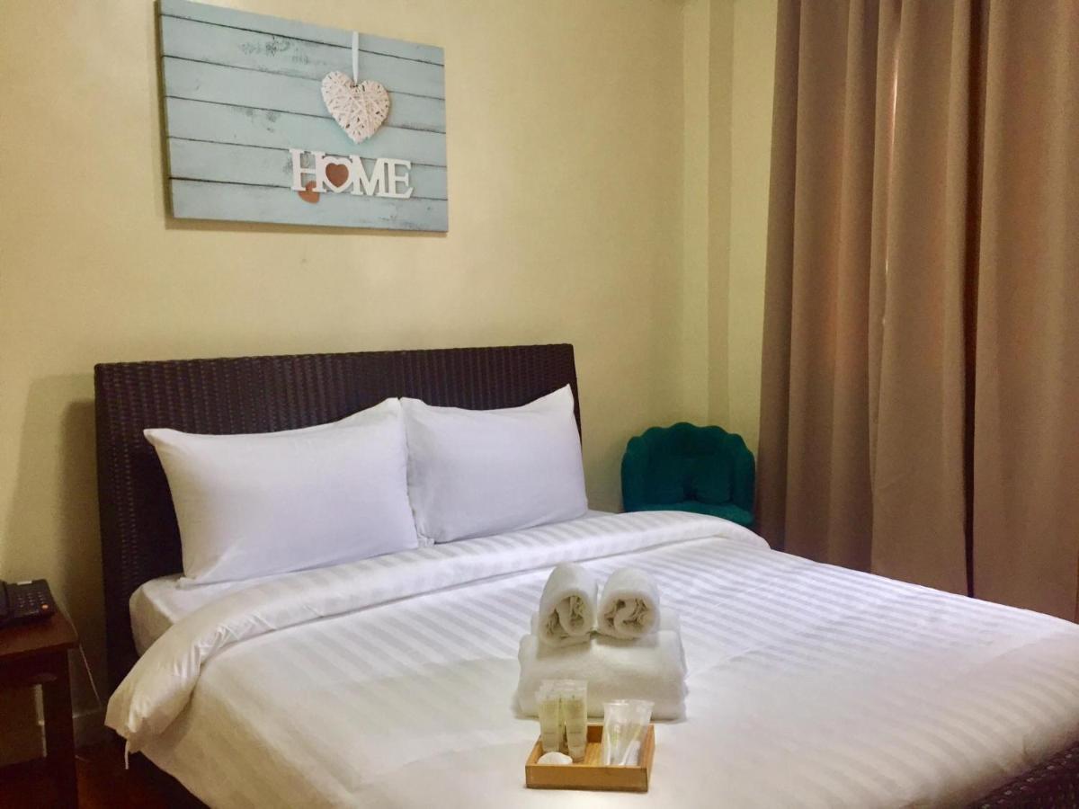 Elliannah Pines Hotel Baguio City Buitenkant foto