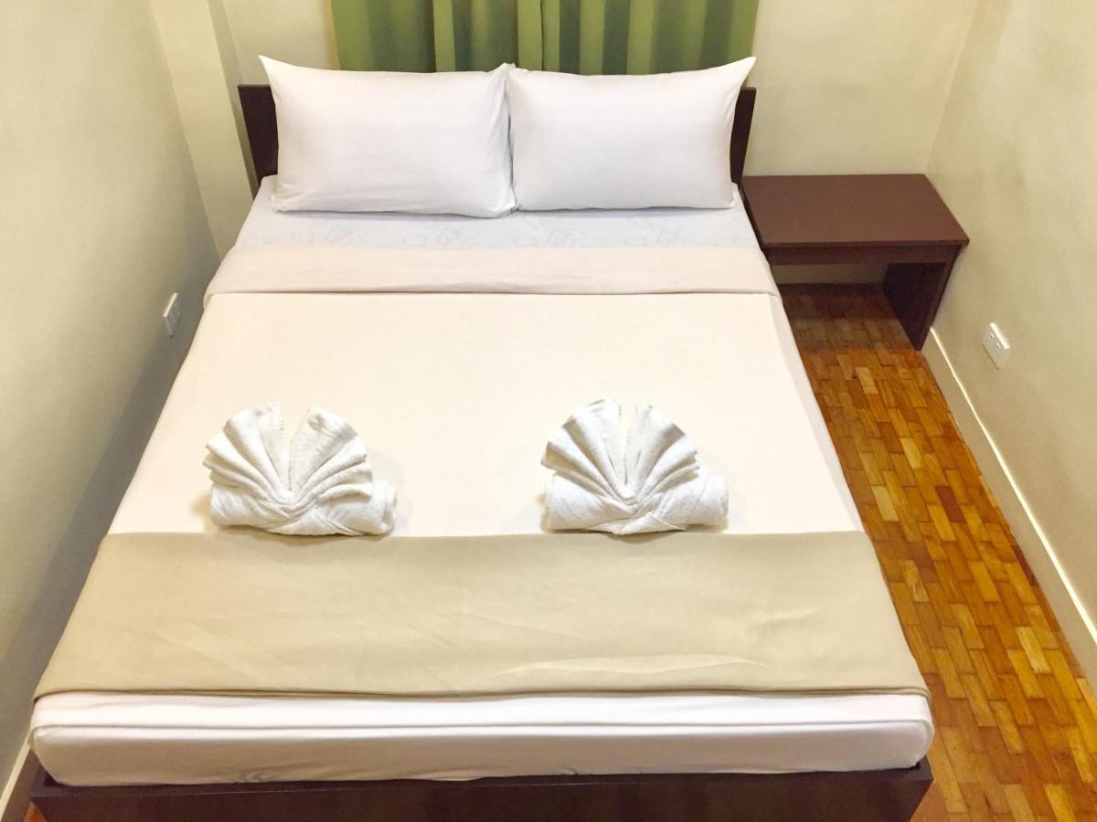 Elliannah Pines Hotel Baguio City Buitenkant foto