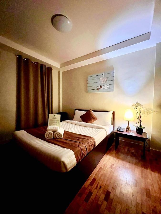 Elliannah Pines Hotel Baguio City Buitenkant foto