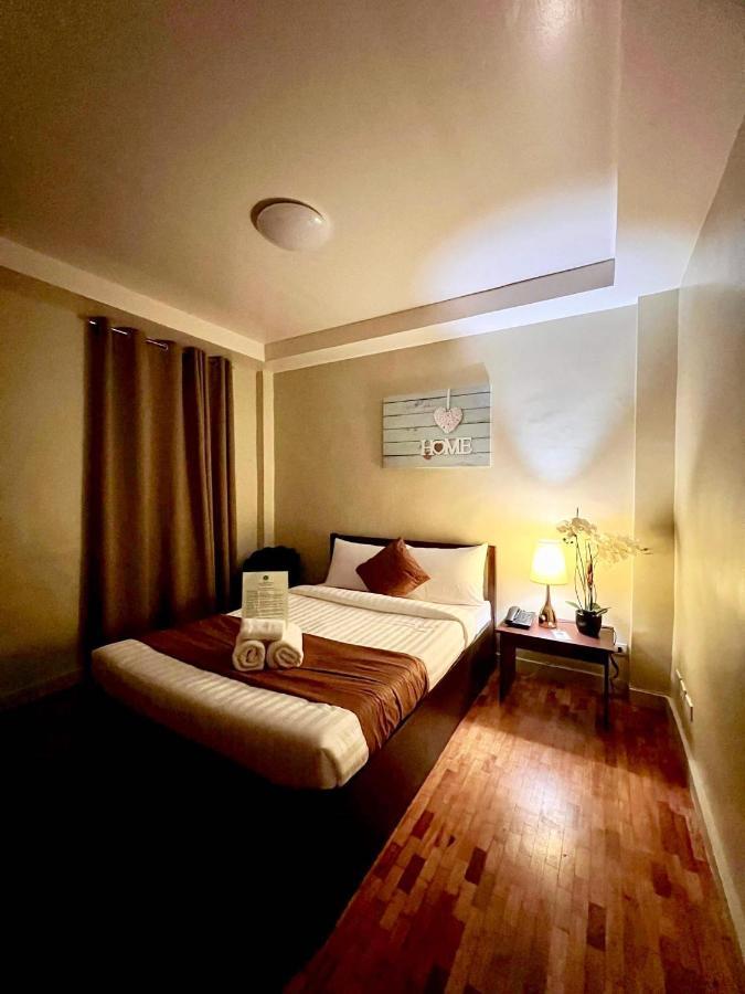 Elliannah Pines Hotel Baguio City Buitenkant foto